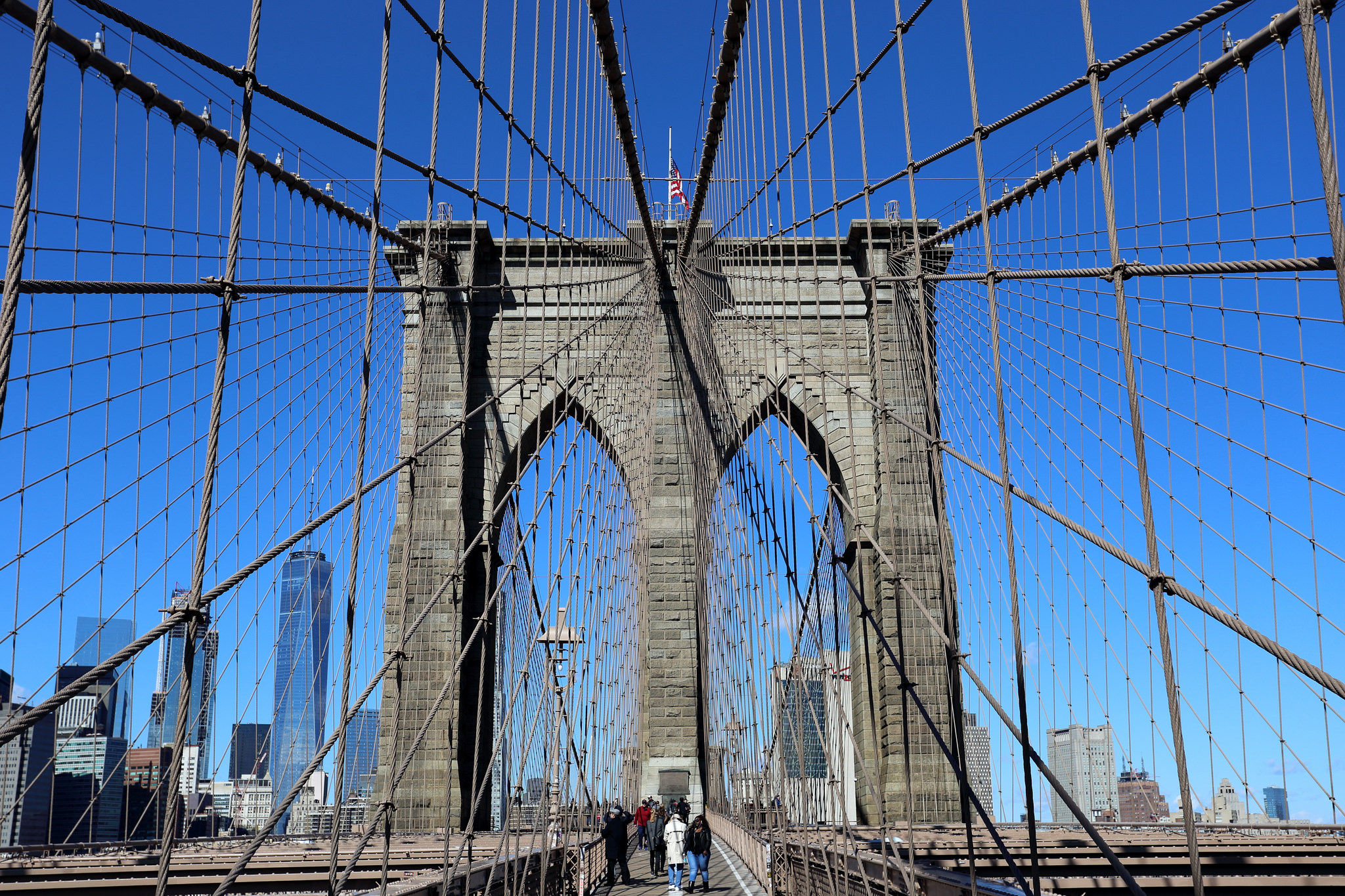 photo of the Brooklyn bridge